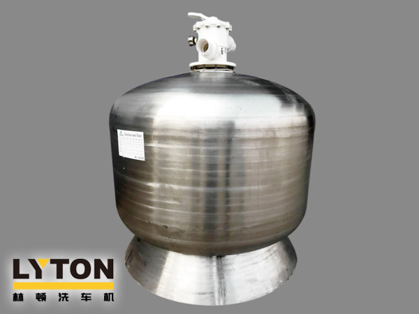 CT系列洗車污水循環(huán)凈化機是適用于自動化洗車場及各種大小型自動化洗車場的電腦洗車機污水處理回用設(shè)備。