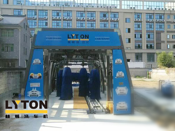 把握全自動洗車機機遇,占據汽車后市場商機,實現多元化、差異化競爭,提升油品銷量