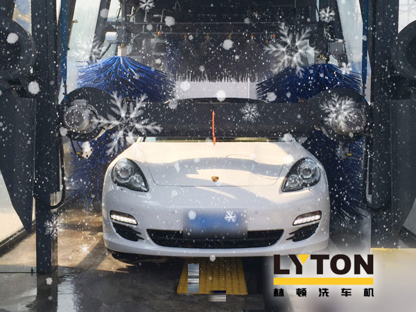 又是一年冬季時(shí),全自動(dòng)洗車機(jī)如何輕松過冬?林頓自動(dòng)化談電腦洗車機(jī)冬季包養(yǎng)維護(hù)的那些事兒!