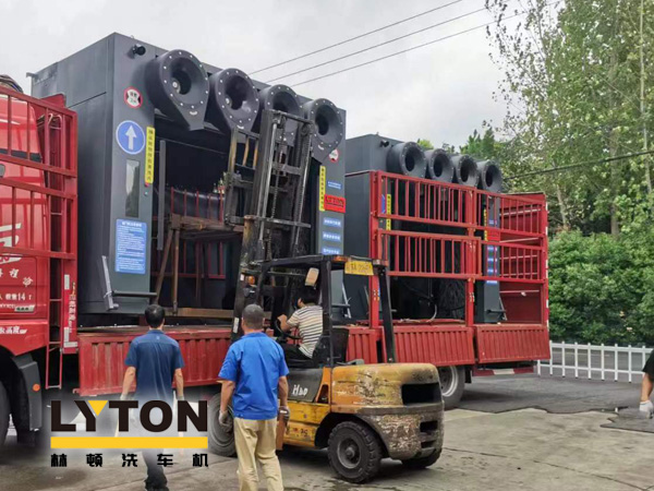 全力以赴促生產，全自動洗車機發貨忙不停！秋天是收獲的季節，九月加油，林頓加油！