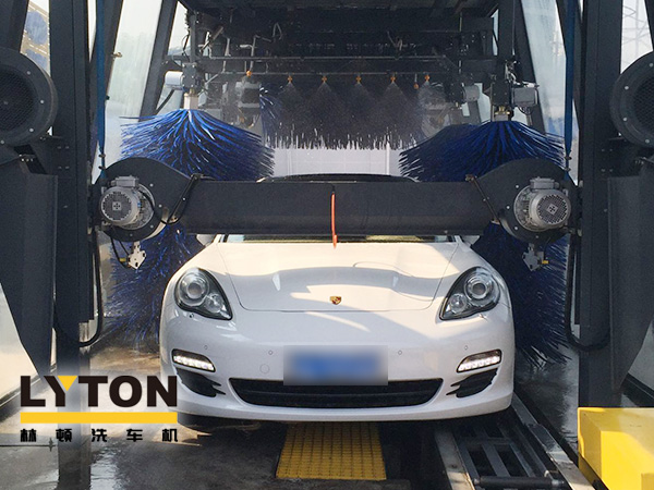 誠信315|林頓全自動洗車機(jī)讓客戶“買的放心,用的舒心”!