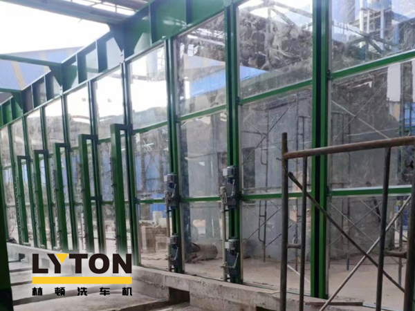 全自動洗車機安裝場所之加油站!提升油站高品質服務的企業形象,有利于口碑傳播!