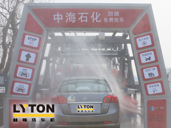 全自動洗車機如何輕松過“三伏”----天氣炎熱,這些細節忽略不了